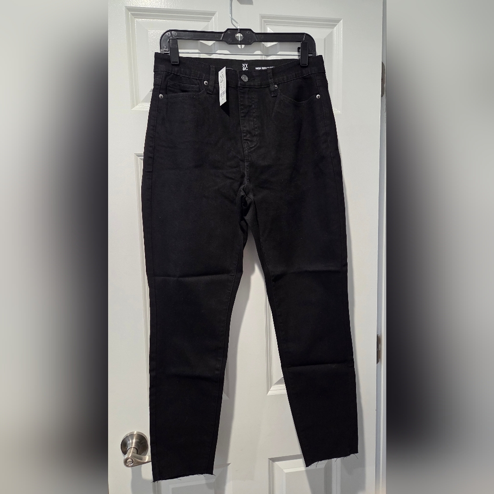New York & Company Black High-Waisted Skinny Jeans